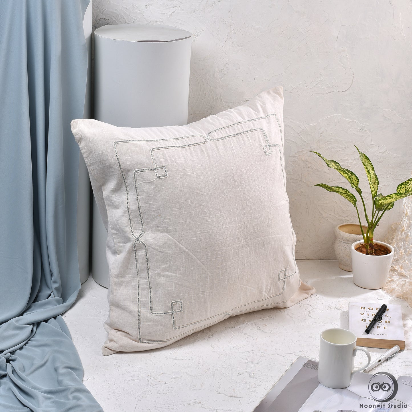 Avorio Cushion Cover