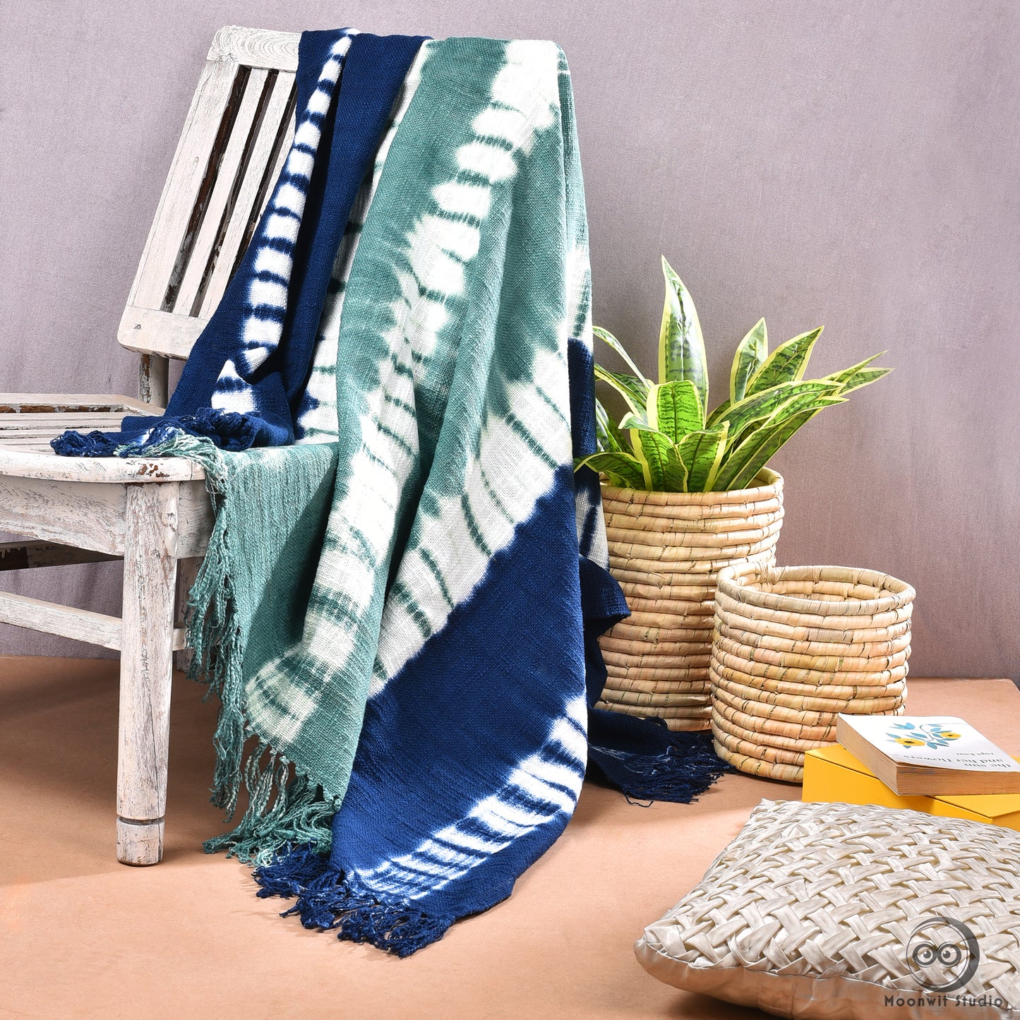 Amazilia Hand-Woven Throw