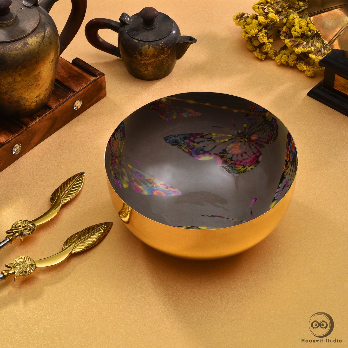 Metal bowl set