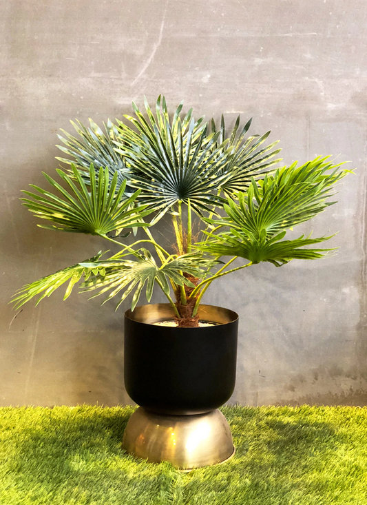 Ruhe Small Indoor Planter