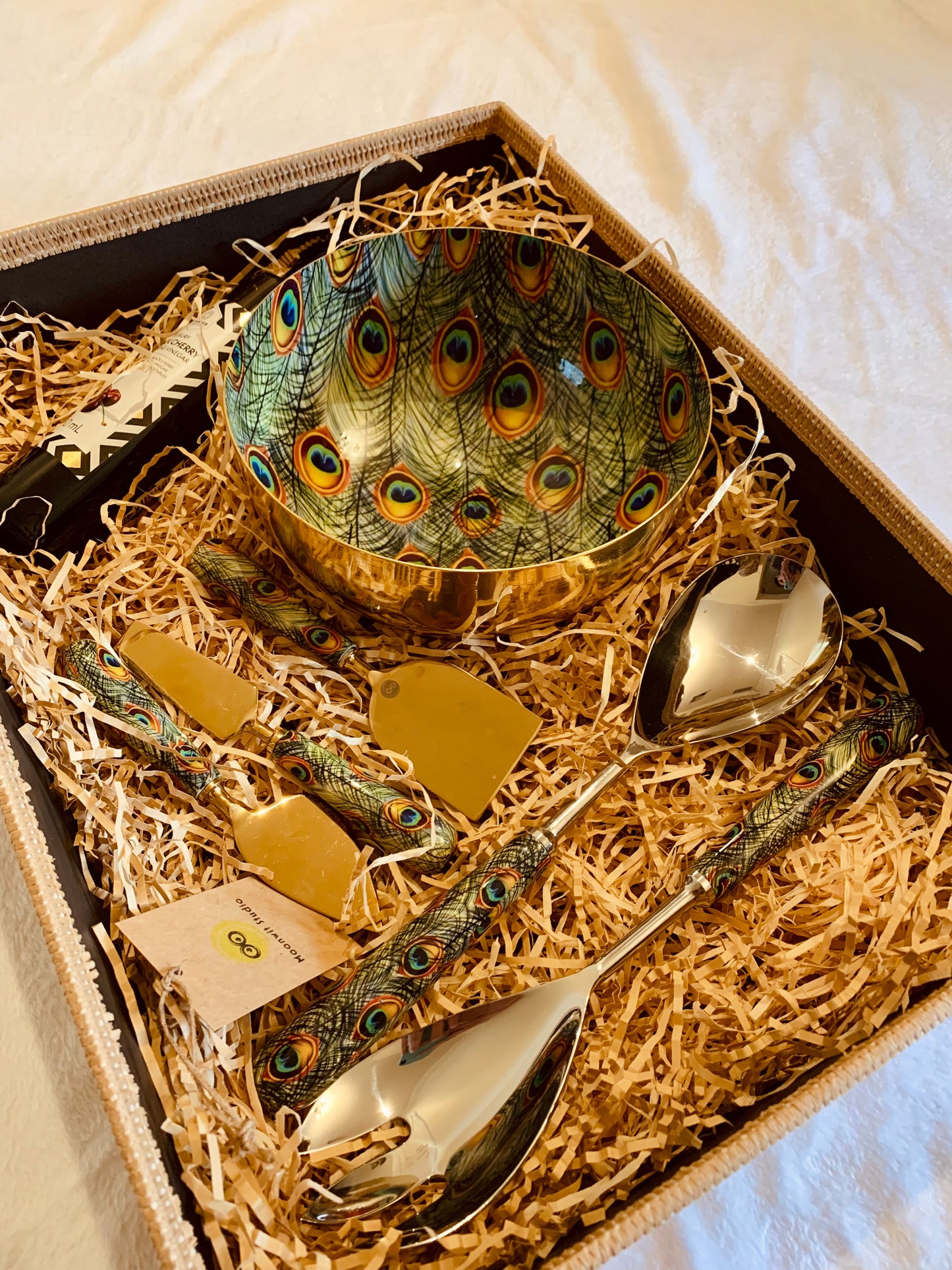 Premium Pavo Gift Hamper